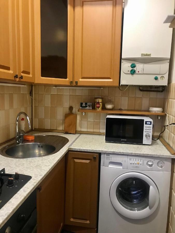 Family Apartment Near The University Черновцы Экстерьер фото